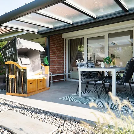 Ferienwohnpark Amselweg Strandperle * Kellenhusen